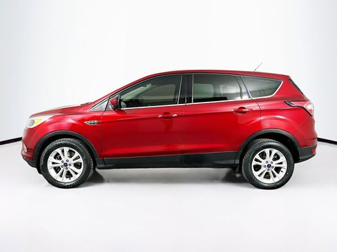 Used 2017 Ford Escape SE image 4
