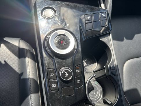 Used 2025 Kia Sportage EX w/ EX Premium Package AWD/4WD image 18