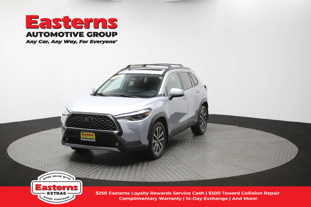 Used 2023 Toyota Corolla Cross XLE w/ Convenience Package AWD/4WD image 58