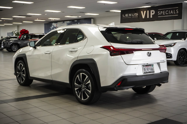 Used 2024 Lexus UX 250h FWD image 7