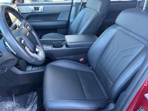 Used 2025 Hyundai Santa Fe SEL image 32