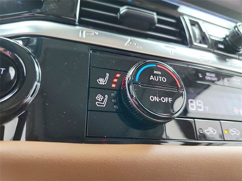 New 2026 Nissan Pathfinder Platinum image 36