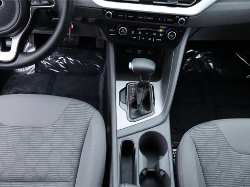 Used 2020 Kia Niro LX image 20