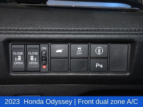 Used 2023 Honda Odyssey Elite image 9