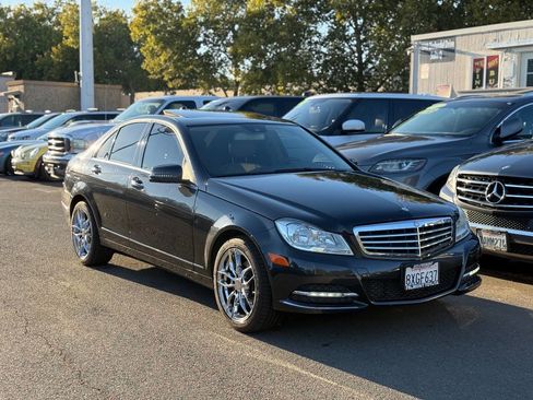 Used 2013 Mercedes-Benz C 250 Sedan image 1