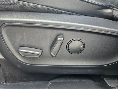 Certified 2024 Ford Escape SE FWD image 14