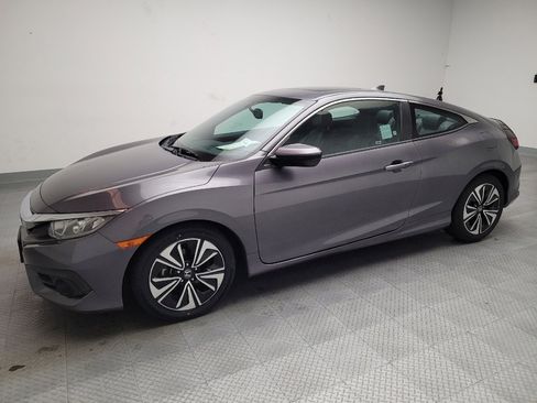 Used 2017 Honda Civic EX-L image 2