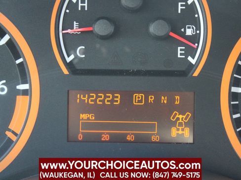 Used 2014 Nissan Titan PRO-4X image 26