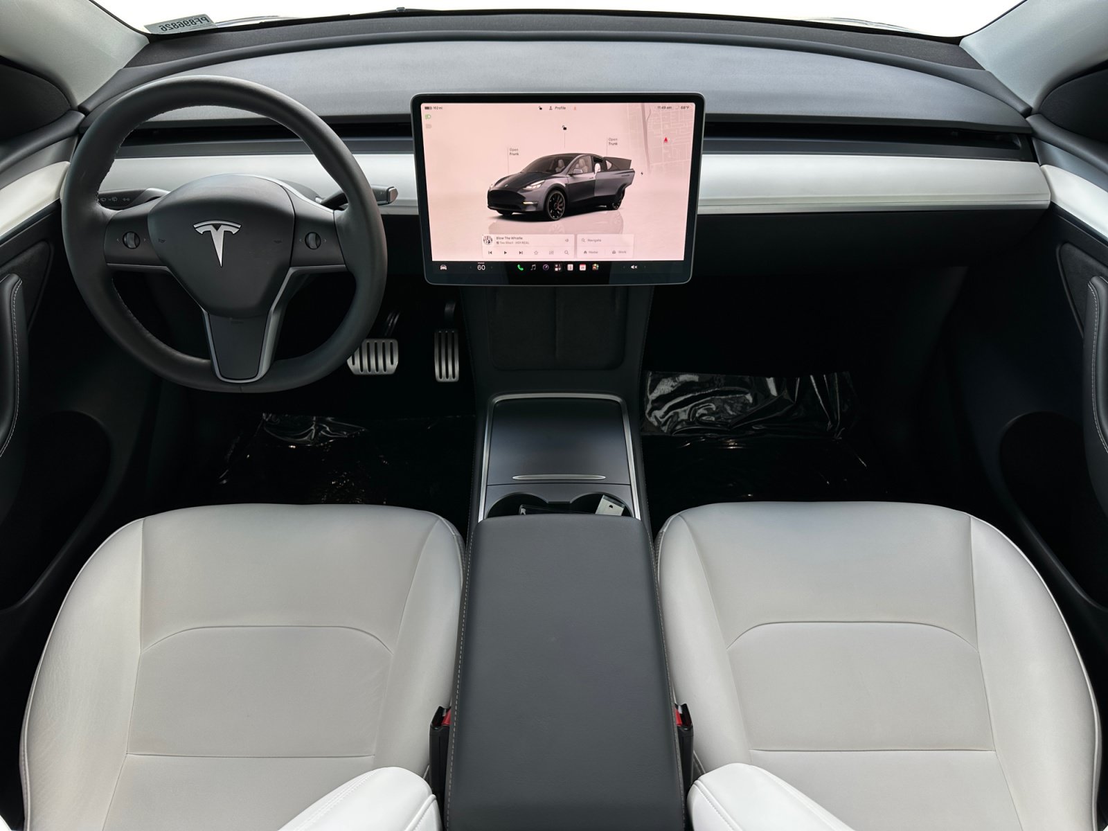Used 2023 Tesla Model Y Performance AWD/4WD image 10