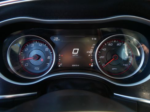 Used 2015 Dodge Charger SXT w/ AWD Plus Group image 35