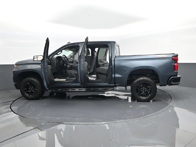 Used 2019 Chevrolet Silverado 1500 Custom Trail Boss w/ Custom Convenience Package AWD/4WD image 29