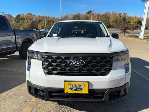 New 2026 Ford Maverick XLT w/ XLT Luxury Package image 3