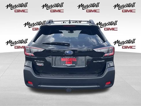 Used 2023 Subaru Outback Premium AWD/4WD image 4