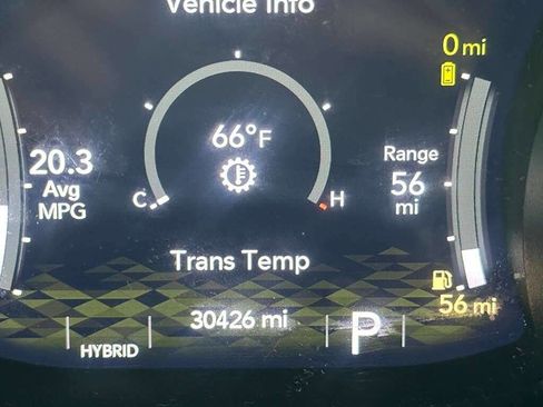 Used 2022 Jeep Wrangler Unlimited Sahara w/ Cold Weather Group image 29