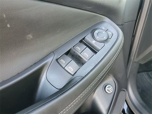 Used 2023 Buick Encore GX Essence w/ Experience Buick Package image 13