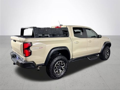 Used 2023 Chevrolet Colorado ZR2 w/ ZR2 Convenience Package III image 6