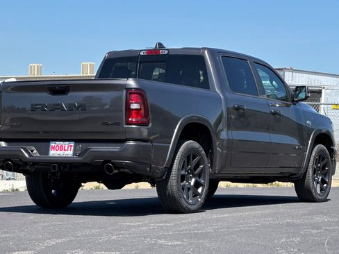 New 2026 RAM 1500 Laramie AWD/4WD image 3
