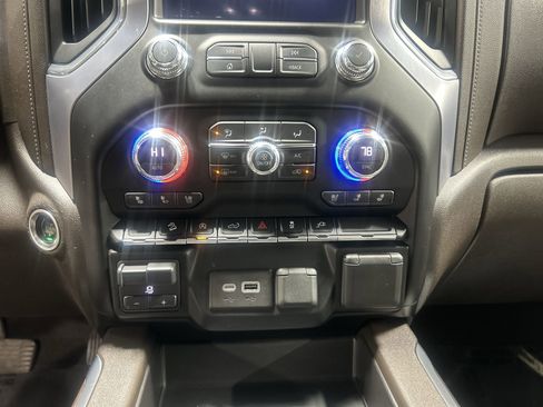 Certified 2021 GMC Sierra 1500 SLT w/ SLT Premium Package AWD/4WD image 12