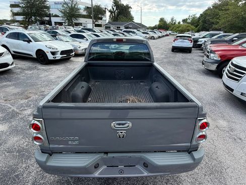 Used 2005 Dodge Dakota SLT w/ Sport Appearance Group RWD image 3