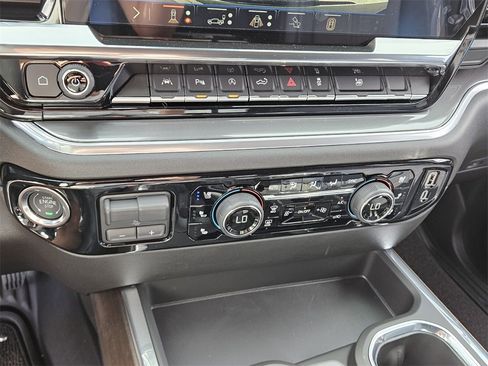 New 2025 Chevrolet Silverado 1500 High Country w/ Technology Package image 21