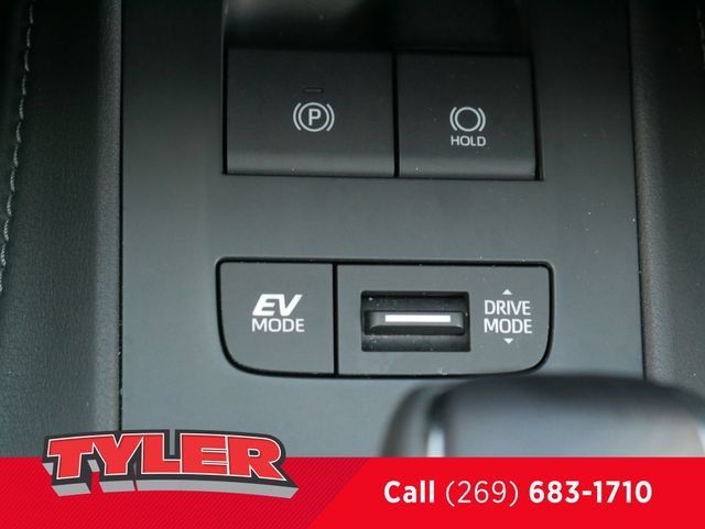 Used 2023 Toyota Venza Limited AWD/4WD image 34