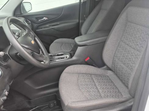 Used 2022 Chevrolet Equinox LT AWD/4WD image 13