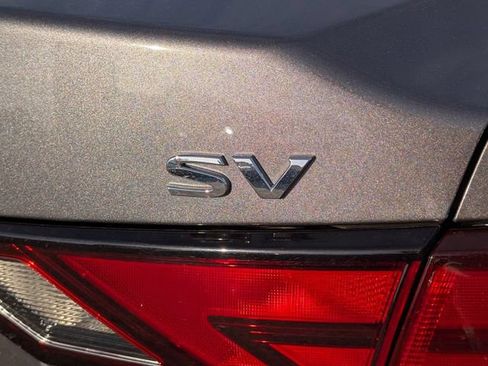 Used 2021 Nissan Sentra SV FWD image 29