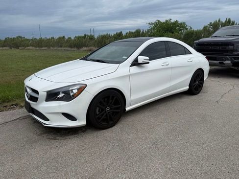 Used 2019 Mercedes-Benz CLA 250 image 1