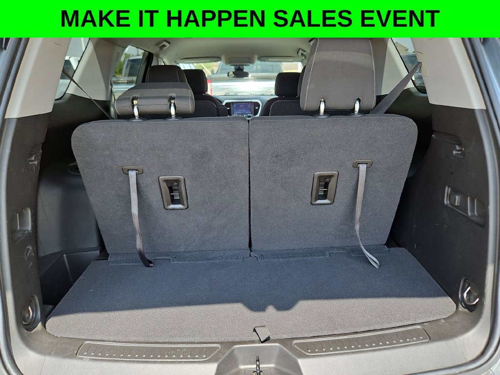 Used 2023 GMC Acadia SLE w/ Driver Convenience Package FWD image 33