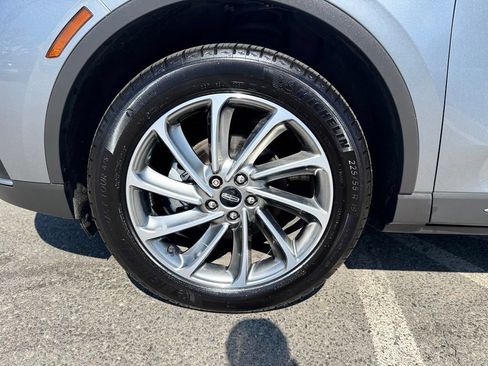 Used 2024 Lincoln Corsair AWD w/ Equipment Group 101A image 3