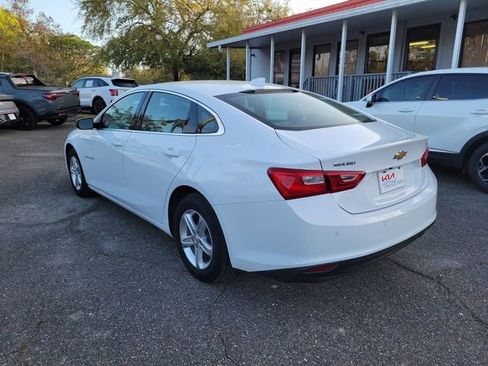 Used 2024 Chevrolet Malibu LT image 3