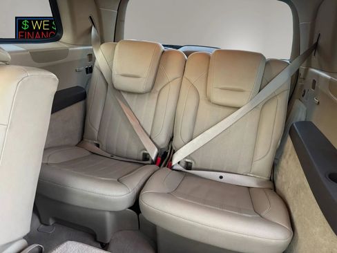 Used 2015 Mercedes-Benz GL 450 4MATIC w/ Appearance Package image 28