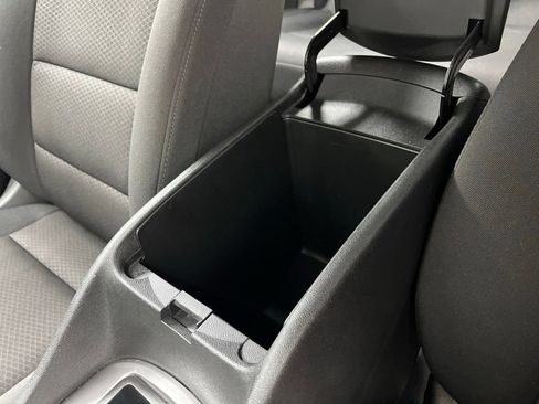 Used 2025 Chevrolet Malibu LT FWD image 25
