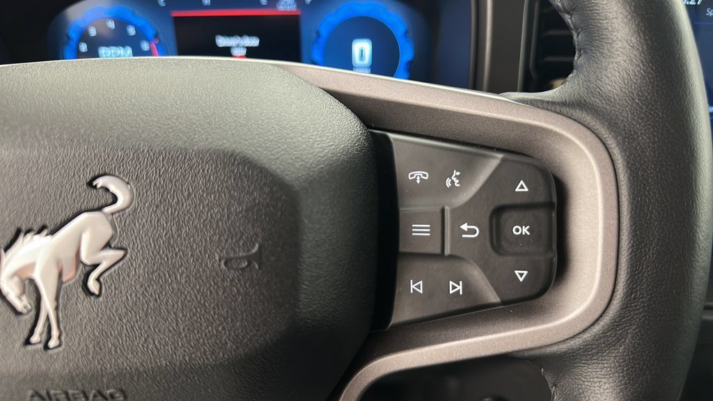 Used 2025 Ford Bronco Badlands AWD/4WD image 19