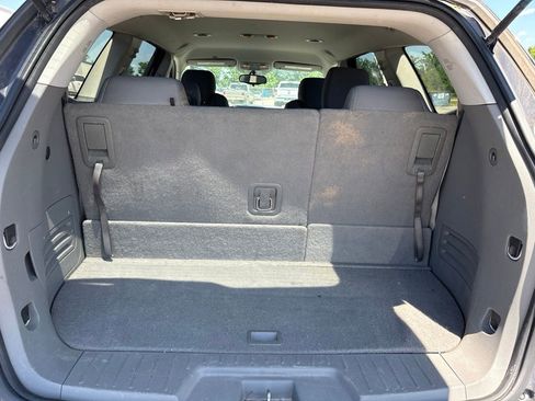 Used 2015 Chevrolet Traverse LS FWD image 33