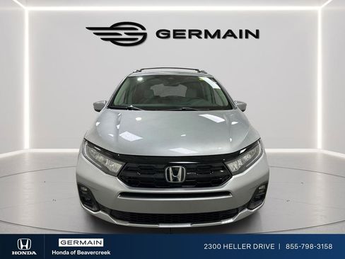 New 2026 Honda Odyssey Touring image 2
