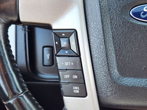 Used 2016 Ford Expedition Limited w/ Equipment Group 301A image 31