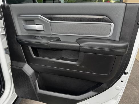 Used 2019 RAM 2500 Big Horn AWD/4WD image 33