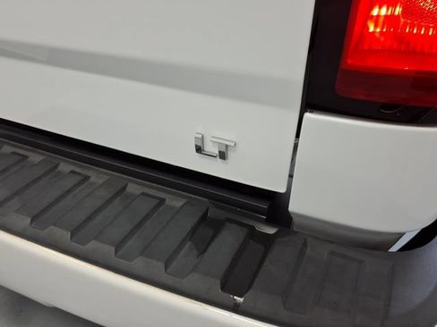 Used 2018 Chevrolet Silverado 1500 LT w/ All Star Edition AWD/4WD image 12