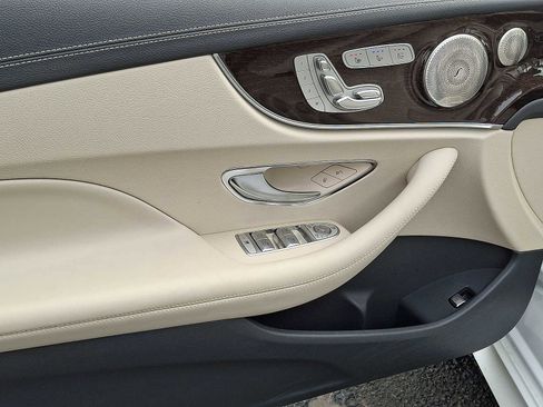 Used 2021 Mercedes-Benz E 450 4MATIC Cabriolet w/ AMG Line image 10