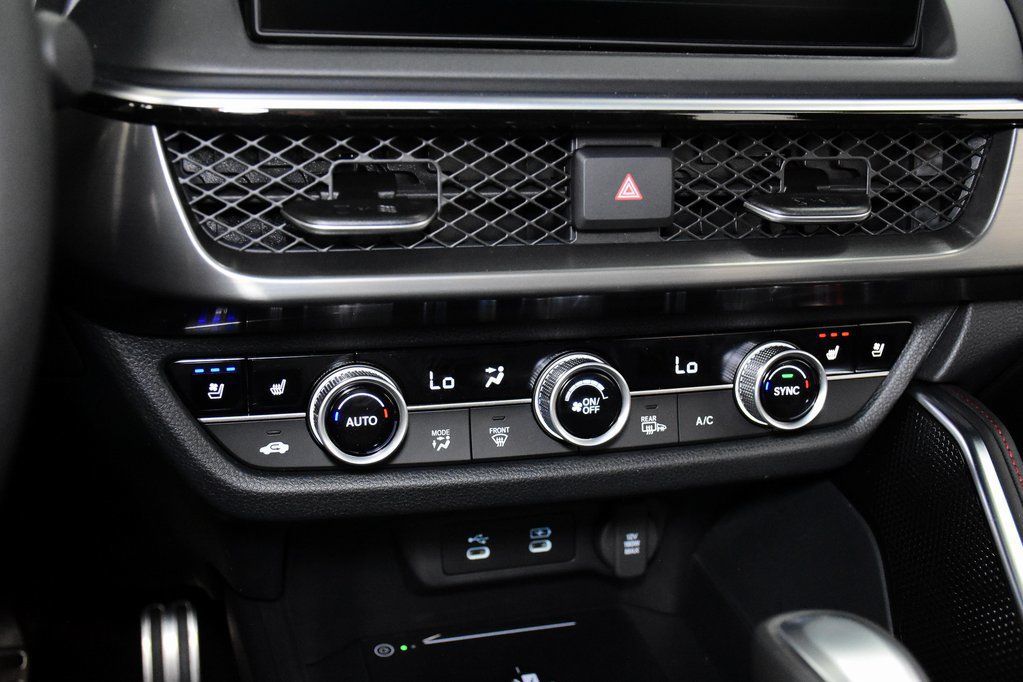 Used 2025 Acura ADX A-Spec AWD/4WD image 18
