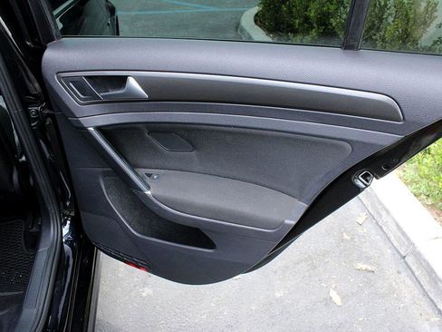 Used 2019 Volkswagen GTI Rabbit Edition image 18