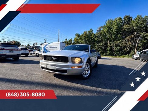 Used 2007 Ford Mustang Coupe RWD image 1