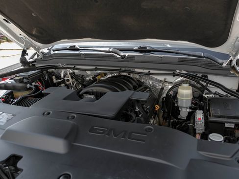 Used 2018 GMC Yukon SLT w/ Open Road Package image 46