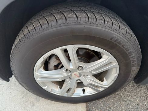 Used 2019 GMC Terrain SLE w/ Driver Convenience Package image 11