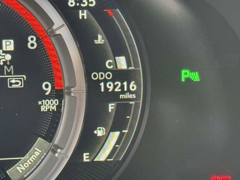 Used 2023 Lexus LC 500 Convertible image 29