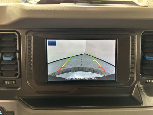 Certified 2021 Ford Bronco Black Diamond w/ Sasquatch Package AWD/4WD image 18