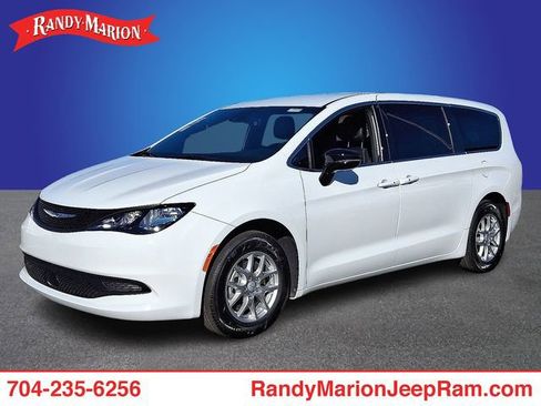 New 2026 Chrysler Voyager LX image 1