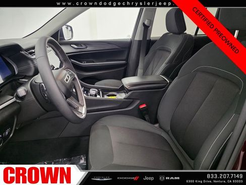 Certified 2023 Jeep Grand Cherokee Laredo image 21