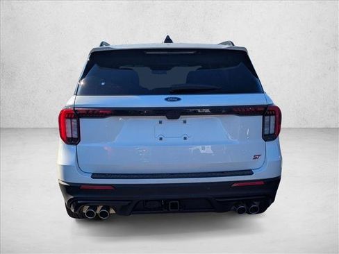 New 2026 Ford Explorer ST image 7